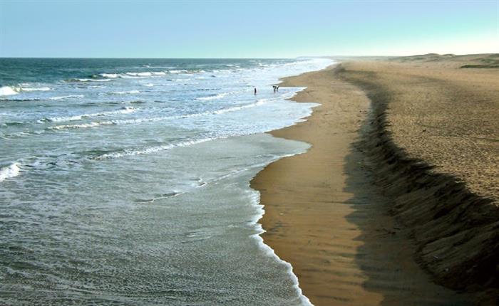 15 INCREDIBLE NATURAL WONDERS IN INDIA