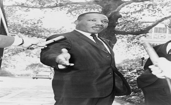 Learn about Martin Luther King Jr.s Trip to India, the Land of Gandhi